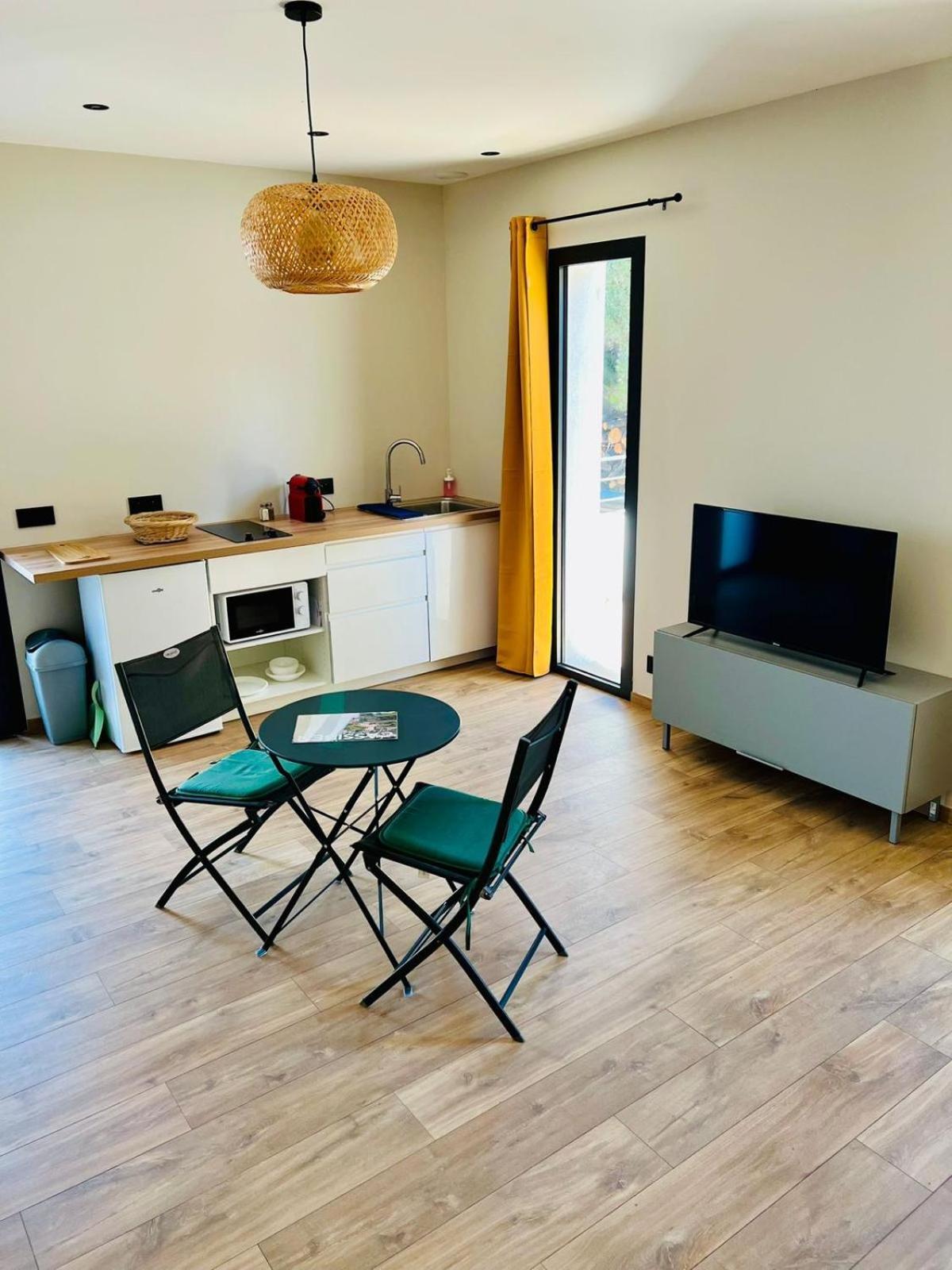 Zina Lägenhet Cassis Exteriör bild
